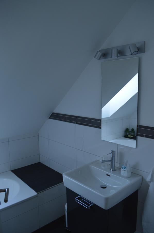 Bnb Zum Schluessel Unterehrendingen Exterior foto
